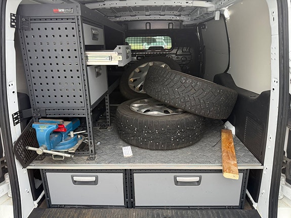Ford Transit Connect 7 of 8