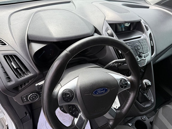 Ford Transit Connect 8 of 8