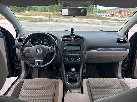 Volkswagen Golf VI 10 of 14