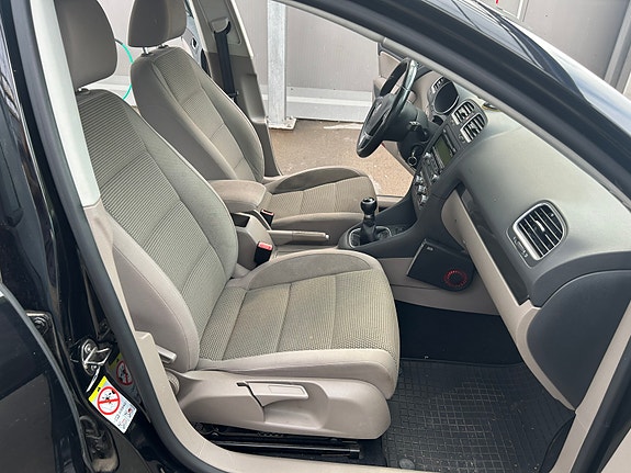 Volkswagen Golf VI 8 of 14