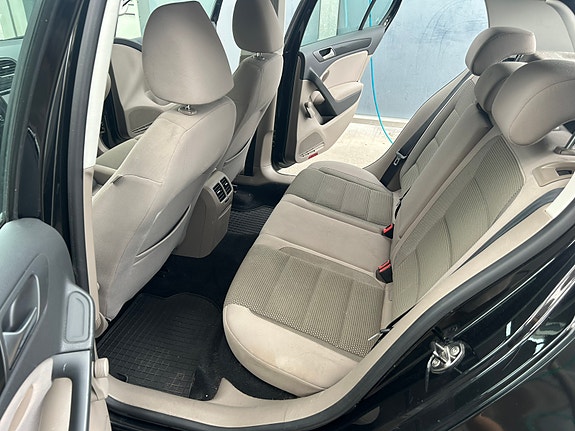 Volkswagen Golf VI 6 of 14