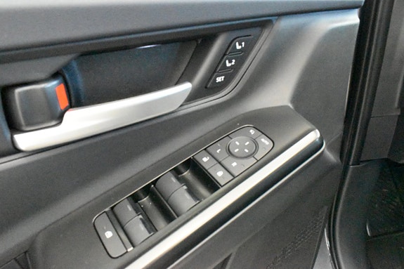 Subaru E-Outback 13 of 24