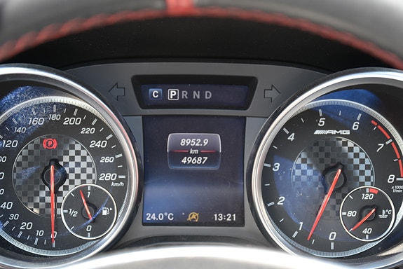 Mercedes-Benz SLC43 7 of 12