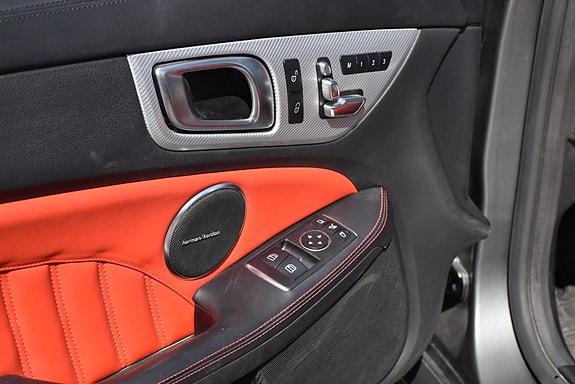 Mercedes-Benz SLC43 6 of 12