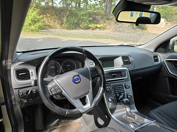 Volvo S60 2 of 3