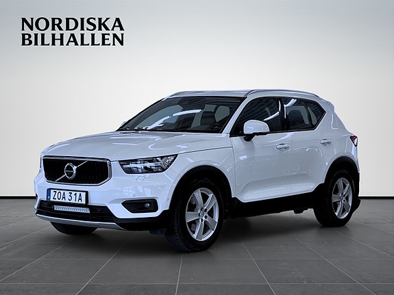 Volvo XC40 3 of 19