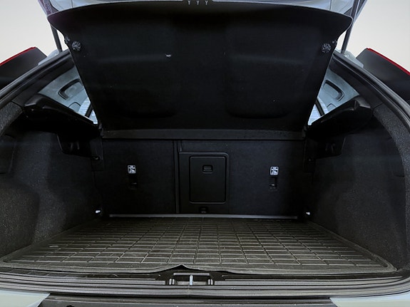 Volvo XC40 16 of 19