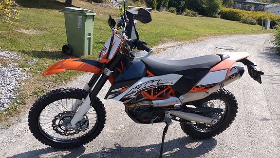 KTM 690 Enduro R 13 of 15