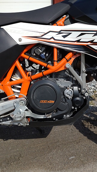 KTM 690 Enduro R 6 of 15