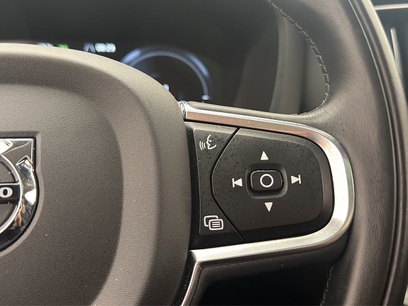 Volvo XC60 16 of 30