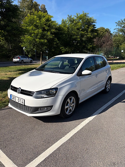 Volkswagen Polo 2 of 11