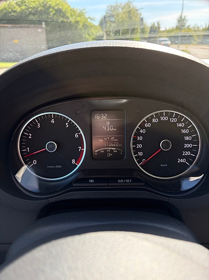 Volkswagen Polo 9 of 11