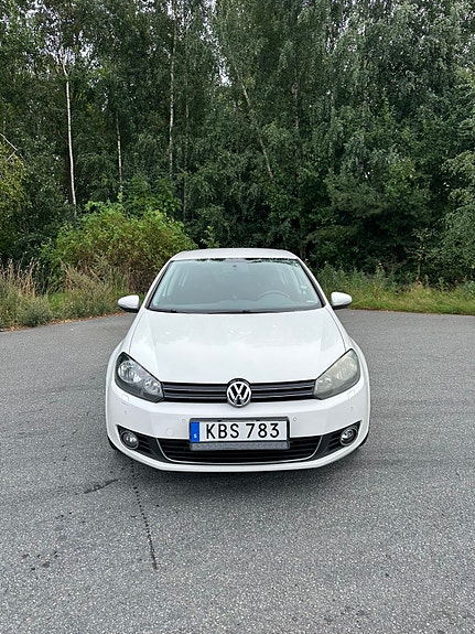 Volkswagen Golf VI 2 of 8