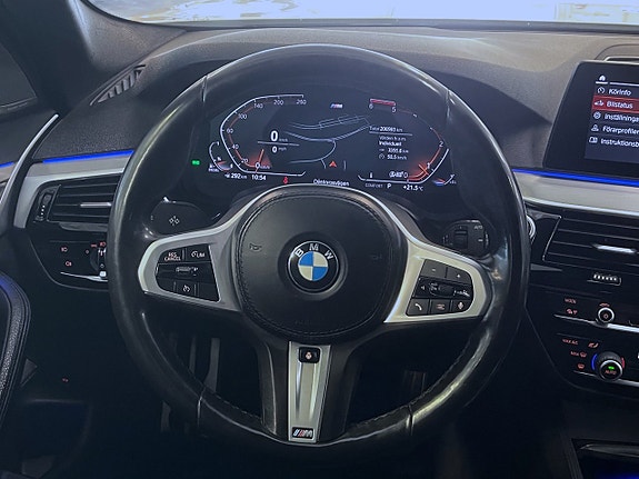 BMW 520d 12 of 22