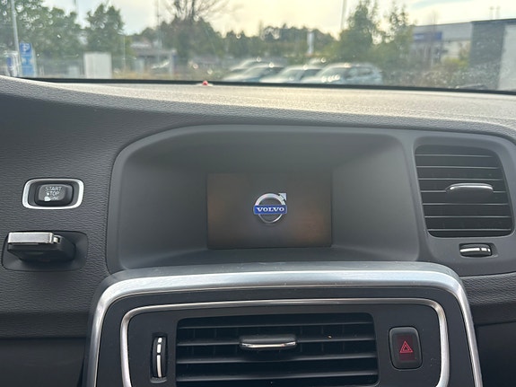 Volvo S60 12 of 12