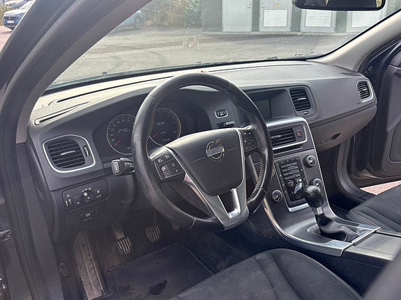 Volvo S60 11 of 12