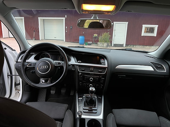 Audi A4 12 of 14