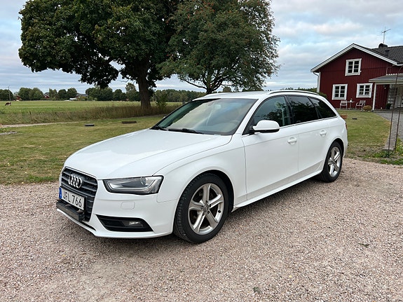 Audi A4 2 of 14
