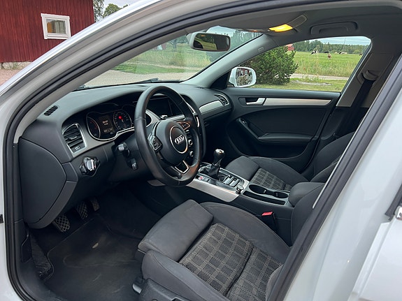 Audi A4 13 of 14