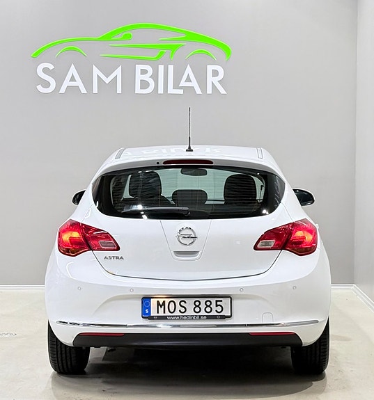 Opel Astra 6 of 18