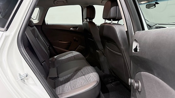 Opel Astra 15 of 18