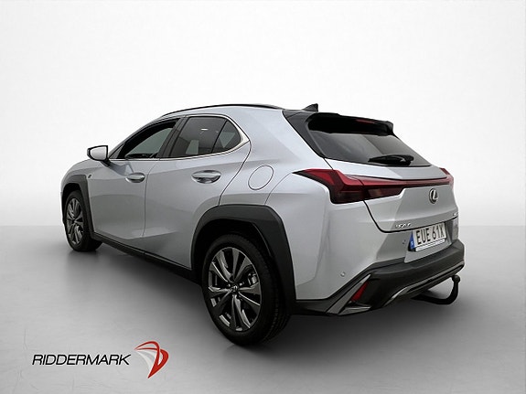 Lexus UX250h 5 of 30