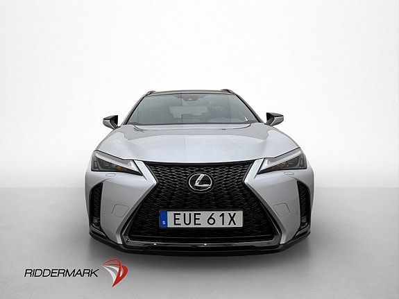 Lexus UX250h 2 of 30