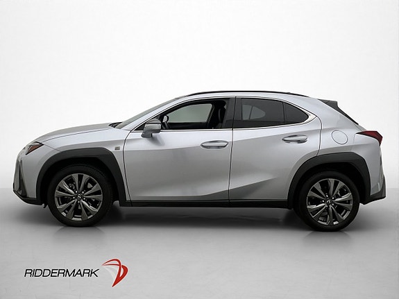 Lexus UX250h 4 of 30