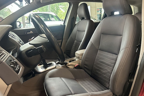 Volvo V50 10 of 22