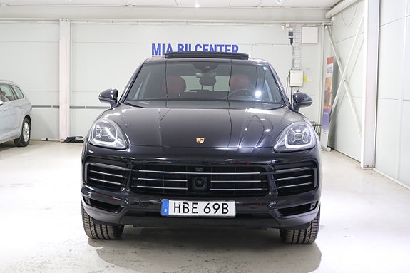 Porsche Cayenne S 18 of 21