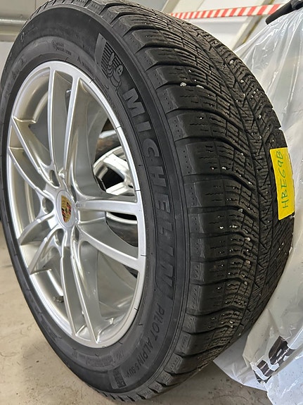 Porsche Cayenne S 21 of 22