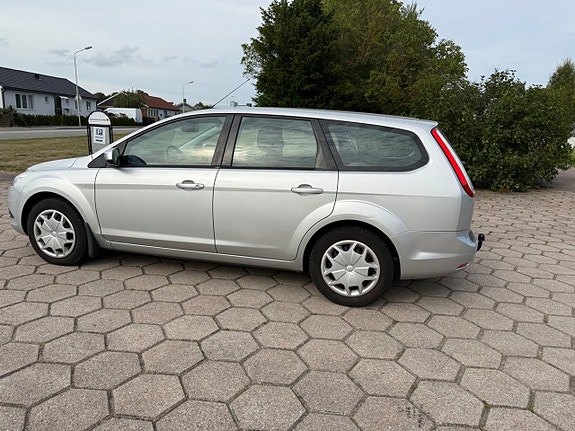 Ford Focus 8 of 13