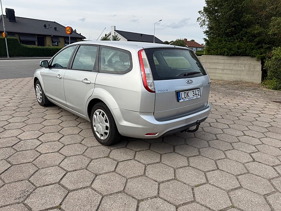 Ford Focus 7 of 13