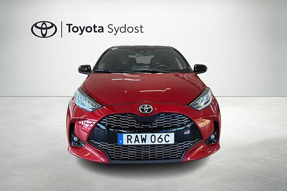 Toyota Yaris 6 of 14