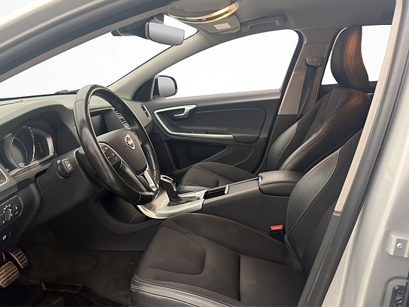 Volvo V60 Cross Country 12 of 29
