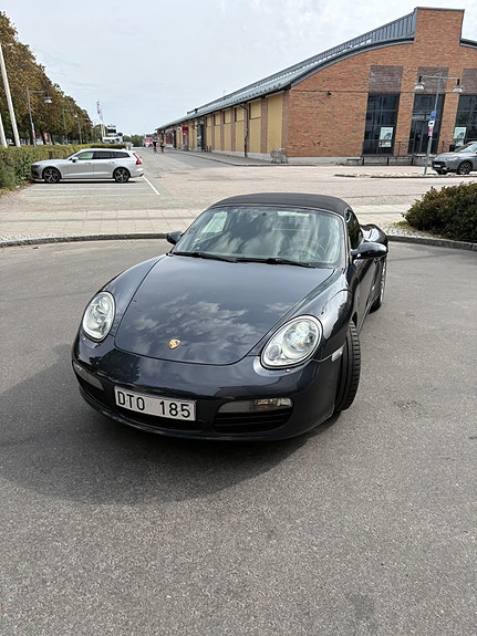 Porsche Boxster S 2 of 8