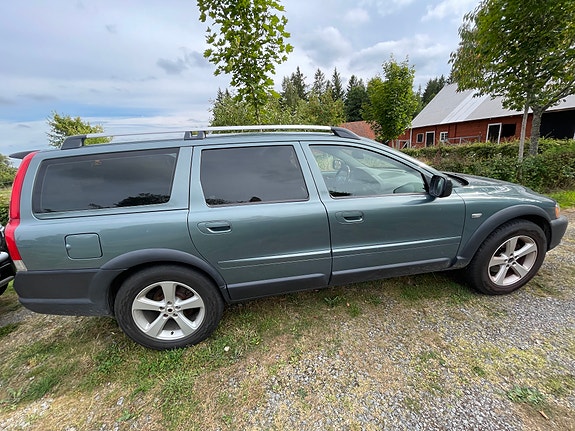 Volvo XC70 6 of 9
