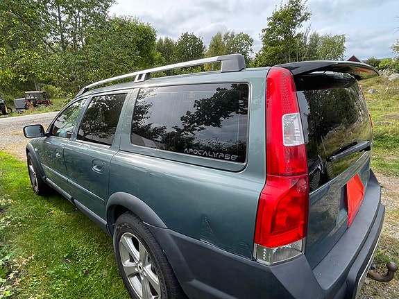 Volvo XC70 7 of 9