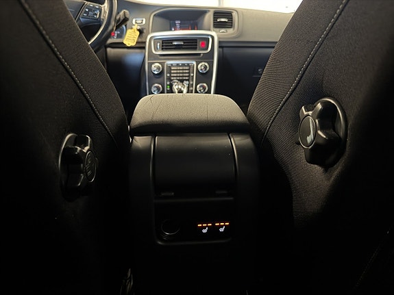 Volvo V60 23 of 24