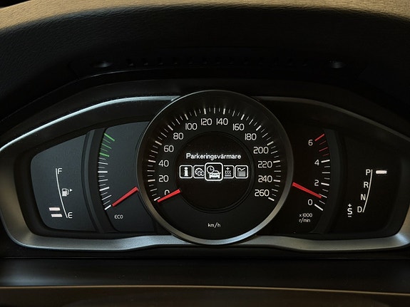 Volvo V60 12 of 24