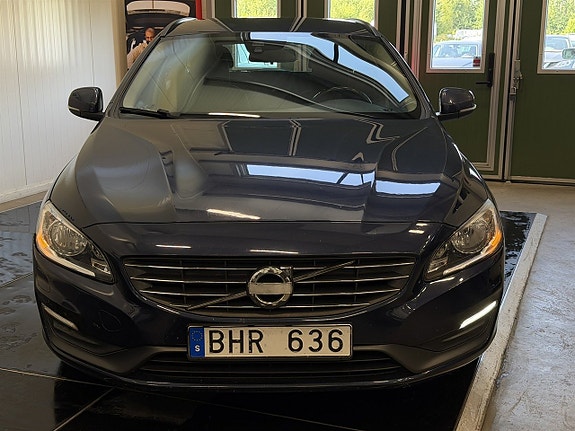 Volvo V60 6 of 24