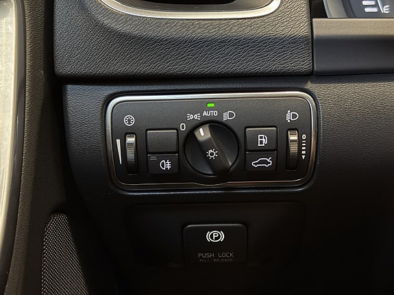 Volvo V60 18 of 24