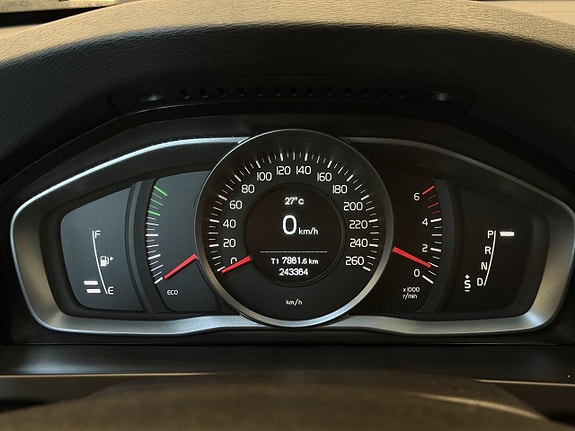 Volvo V60 11 of 24