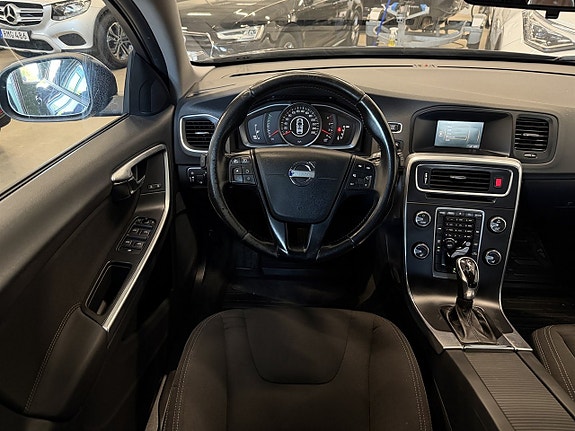 Volvo V60 21 of 24