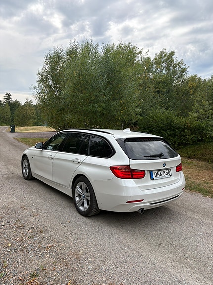 BMW 318d 4 of 8