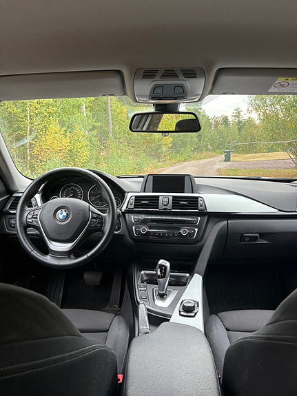 BMW 318d 5 of 8