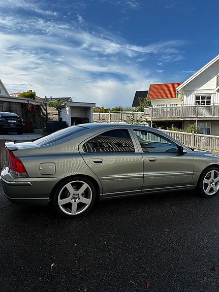 Volvo S60 4 of 20