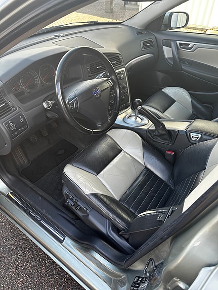 Volvo S60 6 of 20