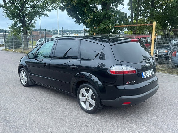 Ford S-MAX 9 of 10