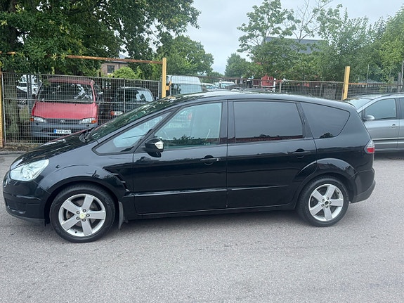 Ford S-MAX 4 of 10
